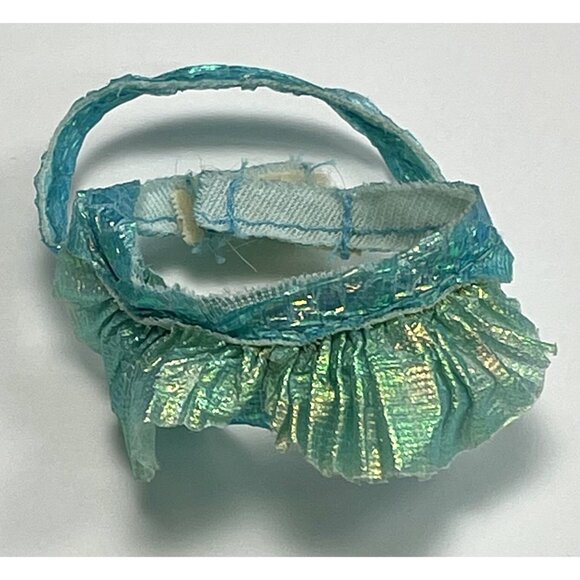 VTG 1992 MATTEL Mermaid Barbie Irridescent Aqua REPLACEMENT BIKINI TOP Swim - Picture 1 of 2